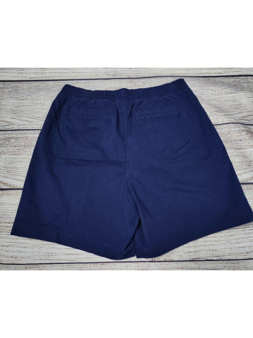 Lands End Women’s Mid Rise Cotton Navy Blue Shorts Size 10 Classic Minimalist - Picture 2 of 6